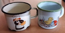 2 x  alte Email Becher Emaille