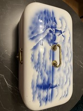 Emaillierte Brotkasten